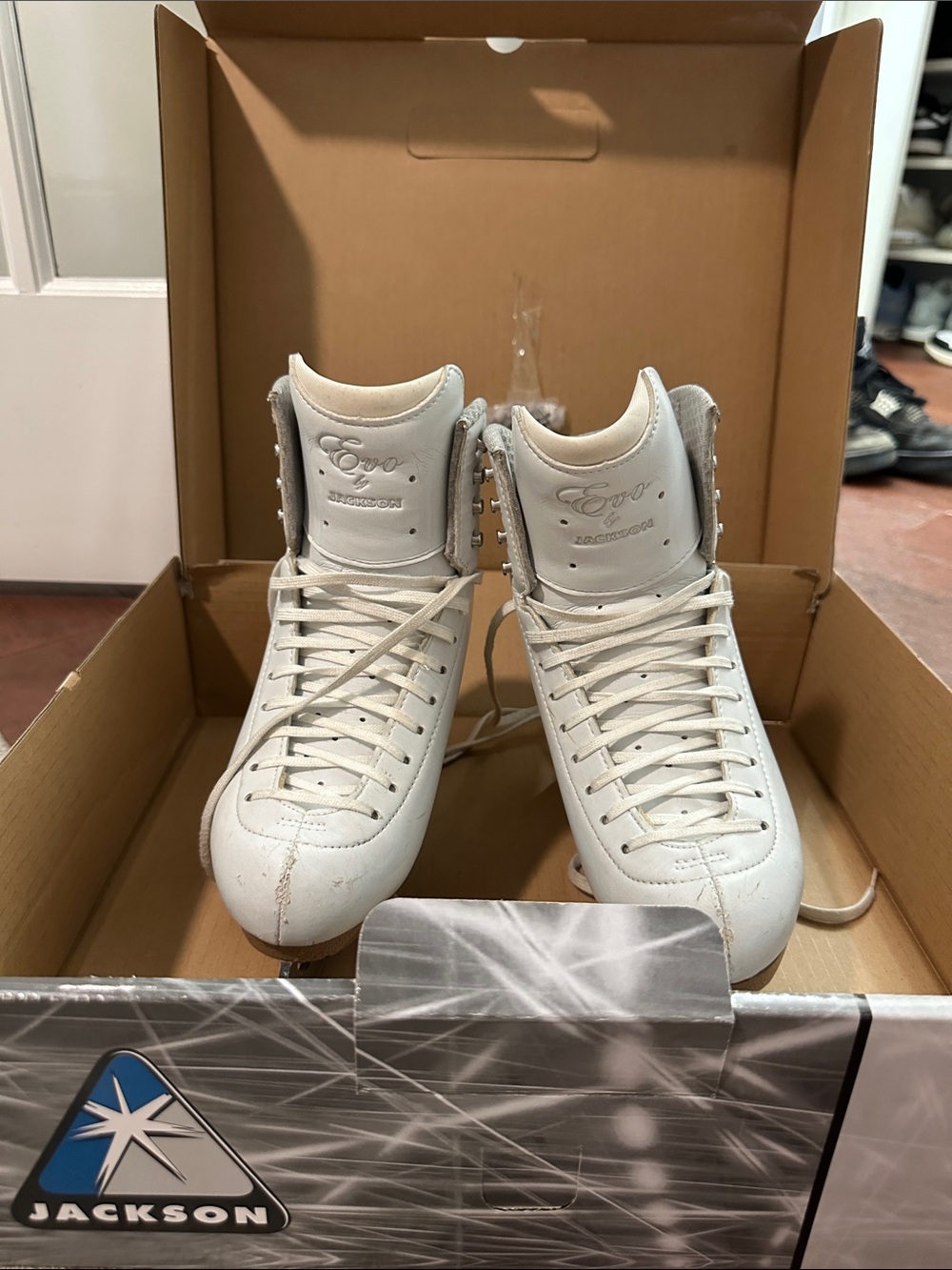 JACKSON Evo Figure Skate Boots with Mark IV blades